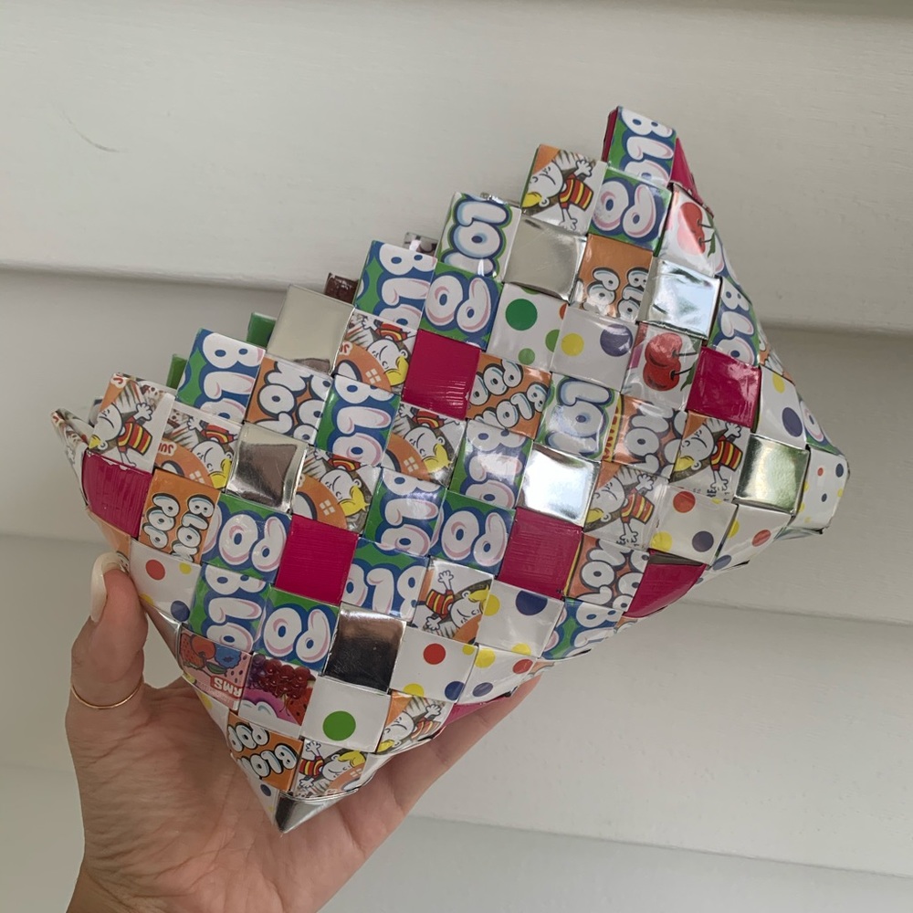 Blow pop clutch! - Picture 2 of 4
